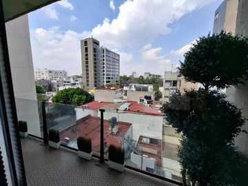 VENTA DE DEPARTAMENTO AMPLIO EN COLONIA NÁPOLES. DELEGACION BENITO JUAREZ. CDMX.