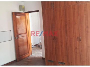 Casa Tipo Departamento De 120 M² En Cercado De Lima