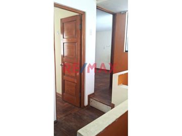 Casa Tipo Departamento De 120 M² En Cercado De Lima