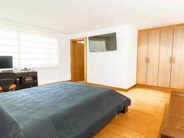 DEPARTAMENTO DE VENTA CUMBAYA CERCA A MIRAVALLE