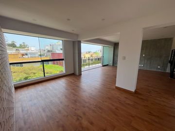 Venta dpto Dúplex de estreno en la Aurora, con gran terraza