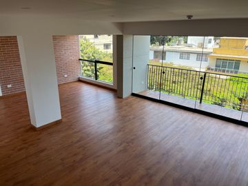 Venta dpto Dúplex de estreno en la Aurora, con gran terraza