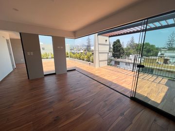 Venta dpto Dúplex de estreno en la Aurora, con gran terraza
