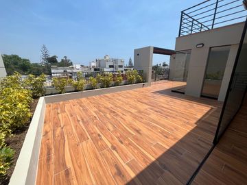 Venta dpto Dúplex de estreno en la Aurora, con gran terraza