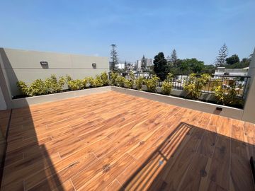 Venta dpto Dúplex de estreno en la Aurora, con gran terraza