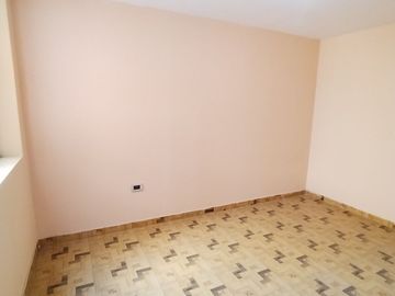 DEPARTAMENTO A 2 CUADRAS DEL MERCADO COVIDA
