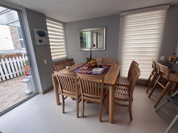 VENDO BELLÍSIMA CASA EN CONJUNTO CERRADO EN LA FLORIDA DE 105 m2.