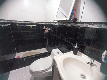 Remate: Venta de Departamento en Los Olivos – 102 m², 3 Dormitorios, Zona Cerrada y Segura, Cerca a Megaplaza