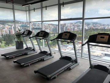 Oportunidad Suite edificio Unique Quito, NNUU