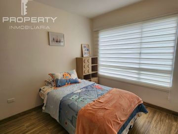 Casas Crédito VIP ESQUINERAS 3 dormitorios 2 parqueaderos terraza y jardín Conocoto VENTA EN PLANOS