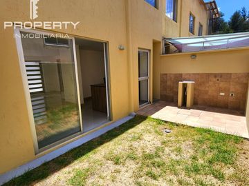 Casas Crédito VIP a 5 minutos de El Triángulo. Valle de los Chillos. 3 dormitorios, jardín y terraza