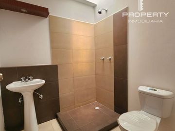 Casas Crédito VIP a 5 minutos de El Triángulo. Valle de los Chillos. 3 dormitorios, jardín y terraza