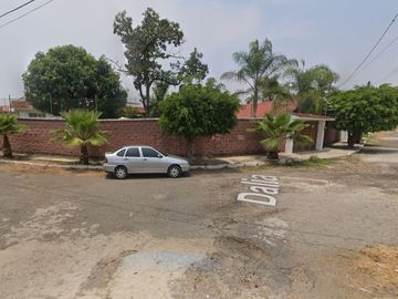 SE VENDE CASA EN CALLE DALIA BRISAS CUAUTLA MORELOS MMDO