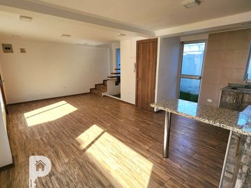 REMATO Casa 3 dormitorios 2 parqueaderos Cashapamba Valle de los Chillos OPORTUNIDAD