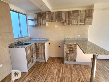 REMATO Casa 3 dormitorios 2 parqueaderos Cashapamba Valle de los Chillos OPORTUNIDAD