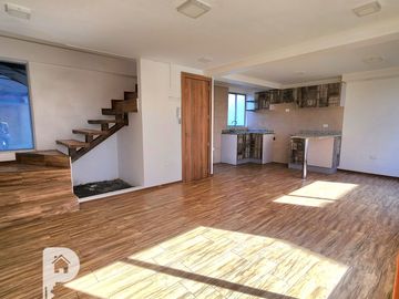 REMATO Casa 3 dormitorios 2 parqueaderos Cashapamba Valle de los Chillos OPORTUNIDAD