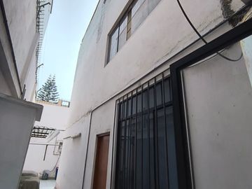 VENTA DE CASA EN ZONA RESIDENCIAL DE PUEBLO LIBRE…