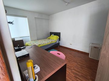 VENTA DE CASA EN ZONA RESIDENCIAL DE PUEBLO LIBRE…