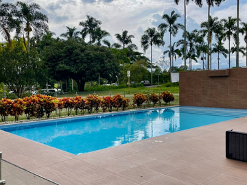 Extraordinario apartamento en Reservas del Campestre con vista al bosque nativo. Club Campestre. Cerritos. Pereira - Colombia.