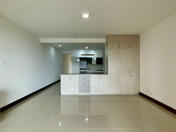 Extraordinario apartamento en Reservas del Campestre con vista al bosque nativo. Club Campestre. Cerritos. Pereira - Colombia.
