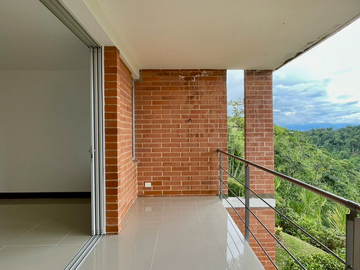 Extraordinario apartamento en Reservas del Campestre con vista al bosque nativo. Club Campestre. Cerritos. Pereira - Colombia.