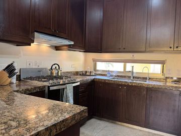 Casa con alberca, cenote, casa club, en venta, Allegranza Playa del Carmen