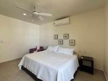 Casa con alberca, cenote, casa club, en venta, Allegranza Playa del Carmen