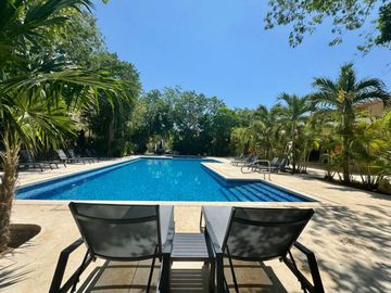 Casa con alberca, cenote, casa club, en venta, Allegranza Playa del Carmen
