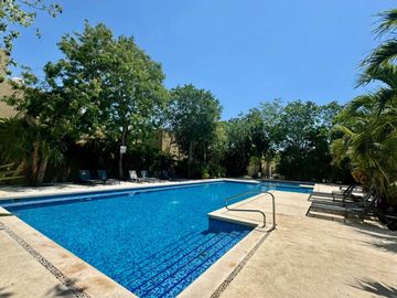 Casa con alberca, cenote, casa club, en venta, Allegranza Playa del Carmen