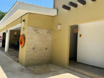 Casa con alberca, cenote, casa club, en venta, Allegranza Playa del Carmen