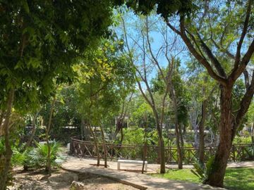 Casa con alberca, cenote, casa club, en venta, Allegranza Playa del Carmen