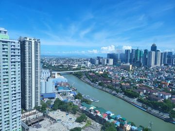 Good Deal 2 Bedroom 2BR Unit for Sale in Axis Residences Mandaluyong City
