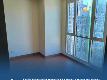Good Deal 2 Bedroom 2BR Unit for Sale in Axis Residences Mandaluyong City