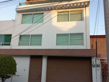 VENTA CASA EN CIUDAD SATÉLITE, NAUCALPAN DE JUÁREZ