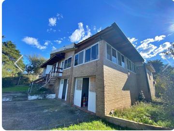 VENTA HERMOSA CASA BIALET MASSE
