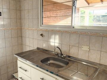 VENTA CASA CARLOS PAZ