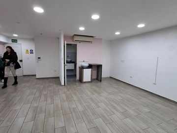 Vendo departamento ú oficina Miraflores 1 dormitroio