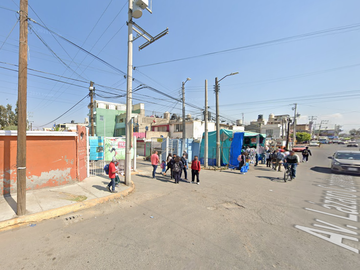 CASA DUPLEX DE RECUPERACIÓN BANCARIA EN CALLE CANCER, COL. IZCALLI SANTA CLARA I, ECATEPEC, EDO MEX. ¡NO SE ACEPTAN CRÉDITOS!