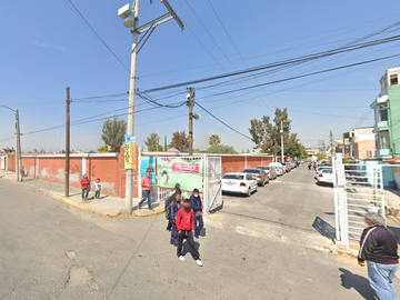 CASA DUPLEX DE RECUPERACIÓN BANCARIA EN CALLE CANCER, COL. IZCALLI SANTA CLARA I, ECATEPEC, EDO MEX. ¡NO SE ACEPTAN CRÉDITOS!