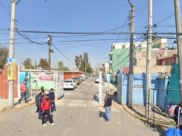 CASA DUPLEX DE RECUPERACIÓN BANCARIA EN CALLE CANCER, COL. IZCALLI SANTA CLARA I, ECATEPEC, EDO MEX. ¡NO SE ACEPTAN CRÉDITOS!