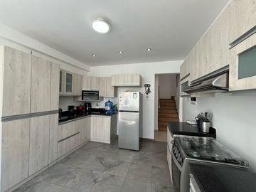 Gran Oportunidad De Venta – Casa De Campo Moderna En Alto Prado, La Angostura – Ica