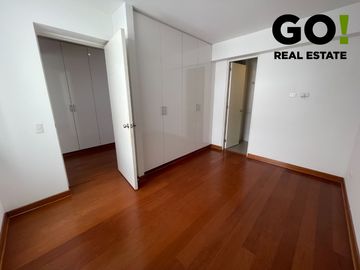 DEPARTAMENTO EN URB. VALLE HERMOSO DE MONTERRICO SURCO