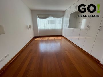 DEPARTAMENTO EN URB. VALLE HERMOSO DE MONTERRICO SURCO