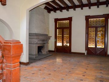 Venta casa antigua colonia Roma.1100m2 terreno, 1900m2 construidos. Única en su estilo