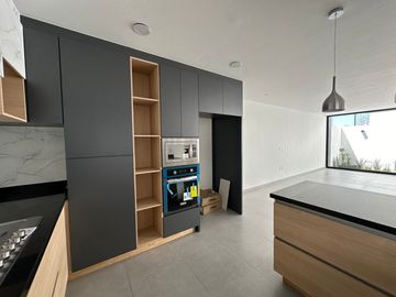 HERMOSA CASA NUEVA EN VENTA PRECIO DE OPORTUNIDAD EN PARQUE VERACRUZ LOMAS DE ANGELÍPOLIS SAN ANDRÉS CHOLULA PUEBLA