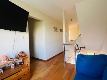 Casa amplia con jardines, y salida a parque 🏡💫 en Brisas de Villa