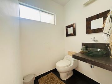 Casa amplia con jardines, y salida a parque 🏡💫 en Brisas de Villa