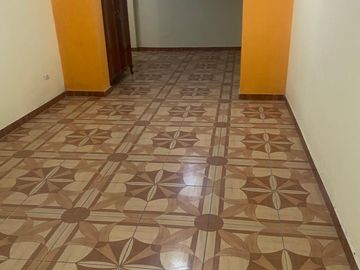 Venta de Casa Espaciosa en Villa El Salvador