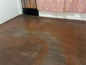Venta de Casa Espaciosa en Villa El Salvador