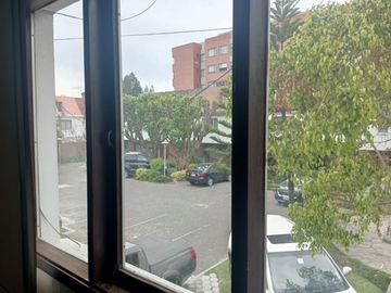 CASA DENTRO DE EXCLUSIVO CONJUNTO EN CENTRO NORTE QUITO